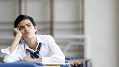 Perle Bac 2011: Trăsături ale genului epic - blondă, 60-90-60, ochi albaștri - perlebac2011-1314782193.jpg