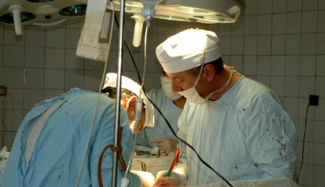 Prof. Irinel Popescu: Intregul personal medical va fi instruit pentru activitatea de donare - personaldonare-1414661996.jpg