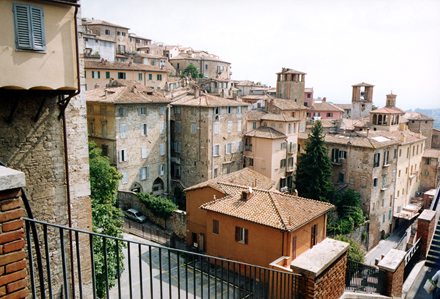 Cod roșu de caniculă în câteva orașe italiene - perugia2-1310299389.jpg