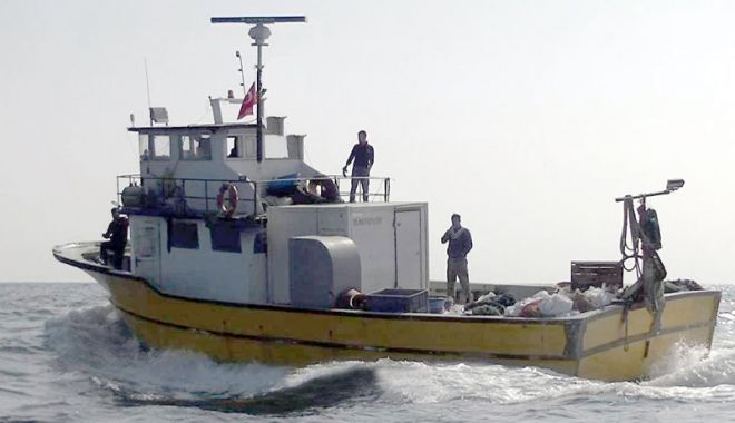 Pescador turcesc urmărit cu focuri de armă, în Marea Neagră - pescador2-1523462595.jpg