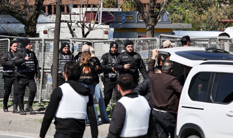 Peste 300 de presupuși membri ai Statului Islamic, arestați în Turcia - peste-1778750404.webp