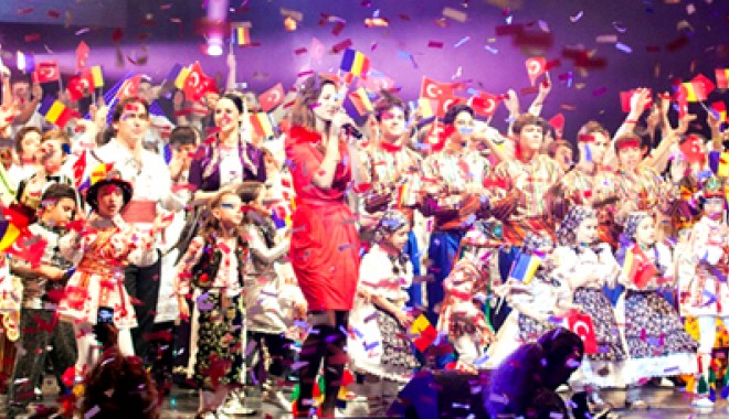 Peste 350 de copii,  la Gala Culturală Româno-Turcă - peste350deelevi-1394375951.jpg