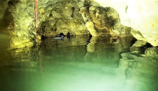 Secretele Constanței. Peștera scufundată, frumoasă dar periculoasă! - pesterascufundata11-1567961913.jpg
