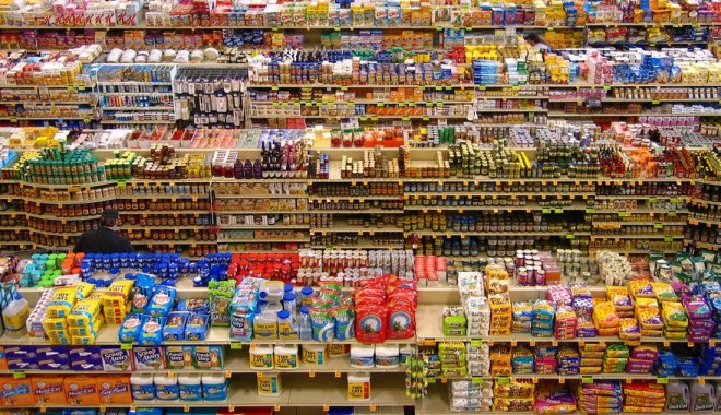 Peste zece tone de produse alimentare, aruncate înainte de Paște - pestezecetone-1398257396.jpg