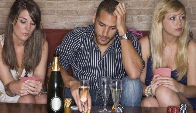 Tinerii care consumă alcool ar putea deveni dependenți - petrecerealcooltineri91d04f2f70-1369689922.jpg