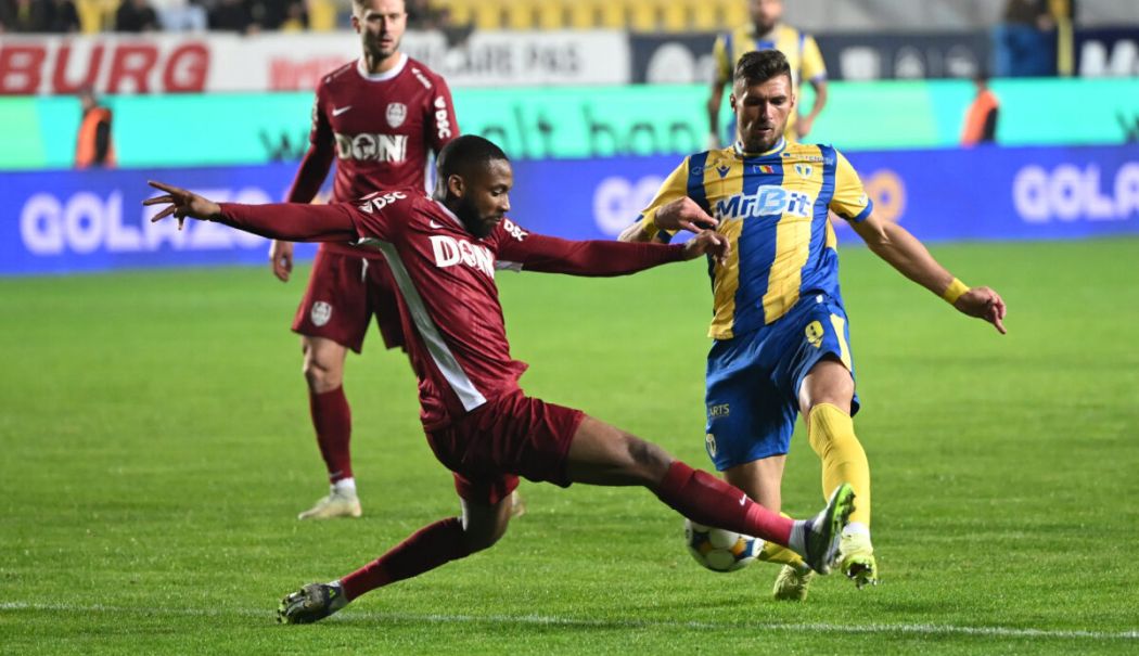 Victorie surprinzătoare pentru Petrolul în meciul cu CFR Cluj - petrolul-cfr-1761052794.jpg