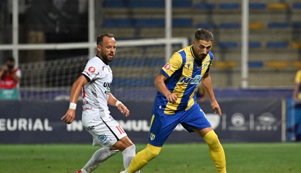 Petrolul şi Hermannstadt au remizat în Superliga României - petrolul-hermannstadt-1755426446.jpg