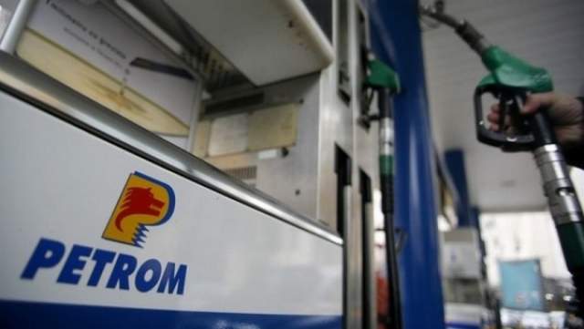 Petrom a ieftinit benzina - petrom-1330690102.jpg