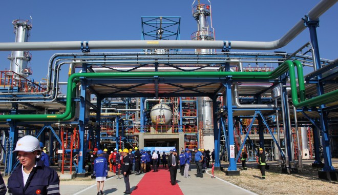 Investițiile Petromidiei ridică prețul acțiunilor Rompetrol Rafinare - petromidia576-1348847068.jpg
