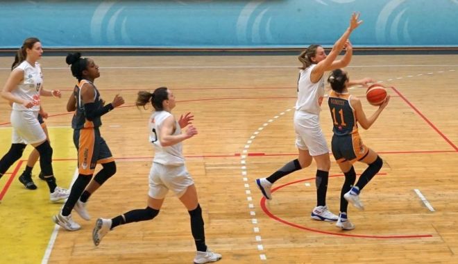 Phoenix CSU Simona Halep n-a putut stopa vicecampioana CSM Satu Mare - phoenix2-1615725869.jpg