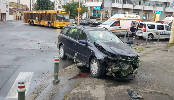 GALERIE FOTO / Accident grav, în această dimineață, la Constanța - photo20180925083526-1537854625.jpg