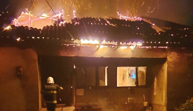 VIDEO / INCENDIU PUTERNIC ÎN CONSTANȚA. Bărbat GĂSIT CARBONIZAT în propria locuință - photo20200616081657-1592288146.jpg