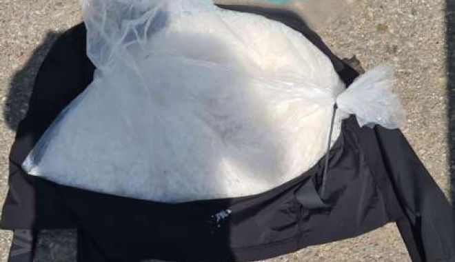 Captură record de droguri, în România! 30 de kilograme de 'Cristal', în valoare de 600.000 de euro!