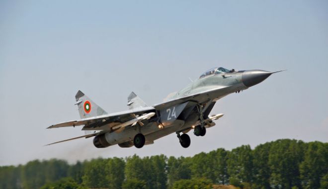 Scandalul informațiilor scurse de la Pentagon: Bulgaria a declarat că oferă Ucrainei flota sa de avioane