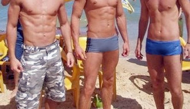 Timp de două zile turiștii nu au voie în mare, fiindcă e apa rece și te faci de râs - phpthumbgeneratedthumbnailjpg-1343328344.jpg