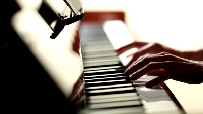 Recital de pian - pian-1425223694.jpg