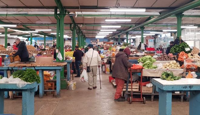 Profitorii încep să facă legea în piețele din Constanța! - piata-1584438102.jpg