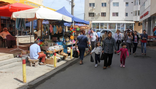 În căutarea bișnițarilor de țigări de la BROTĂCEI și TOMIS 3 - piatatomis32-1378121005.jpg