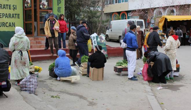VREȚI PIAȚA TOMIS III SAU PARC ÎN TOATĂ ZONA? Constănțenii pot decide singuri - piatatomis320-1458063791.jpg