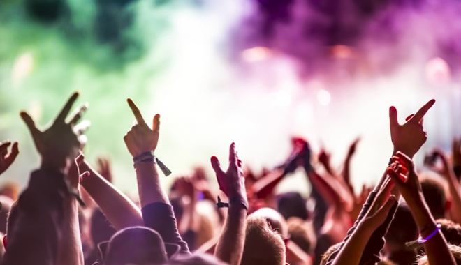 Week-end muzical, în Piațeta Casino din Mamaia - piatetacasino-1502454152.jpg