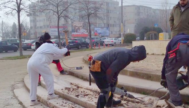 Primăria Constanța a demarat lucrările de reabilitare a Piațetei Far - piatetafar-1583789074.jpg