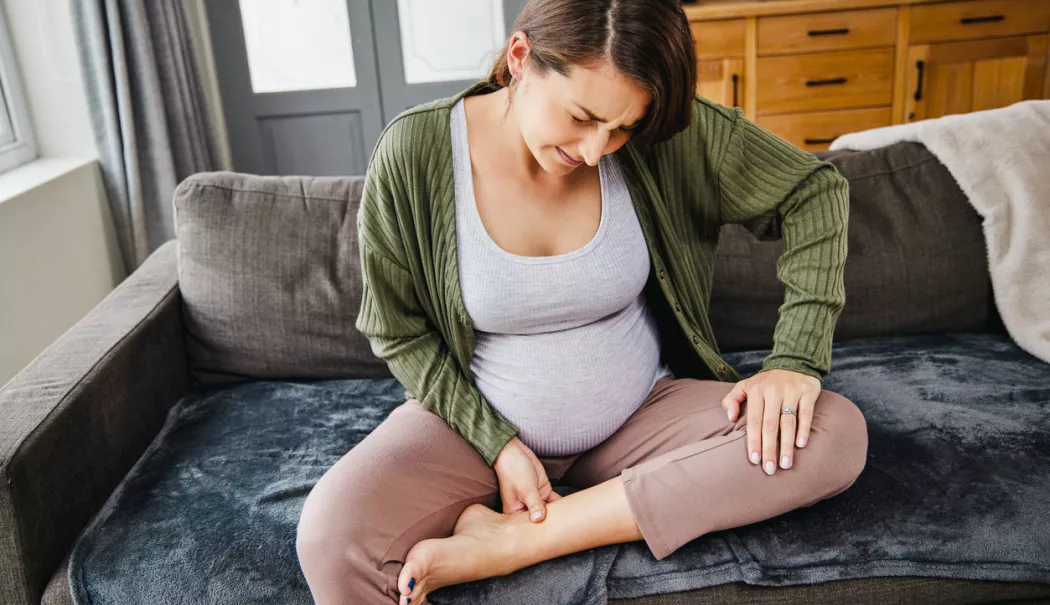 Picioare umflate în sarcină? Cum puteți reduce disconfortul - picioare-1773229555.webp