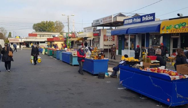 Pieţarii din Constanţa, mutaţi în exterior. Se caută soluţii pentru funcţionarea pieţelor - pietarii-1604930557.jpg