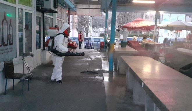 Continuă operațiunile de dezinfecție în piețele agroalimentare din Constanța - piete1-1584714400.jpg