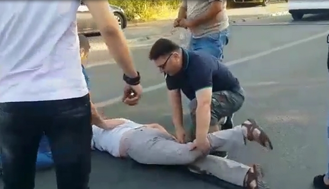 VIDEO / Pieton lovit pe trecerea de pietoni, în Tomis Nord - pieton-1504208378.jpg