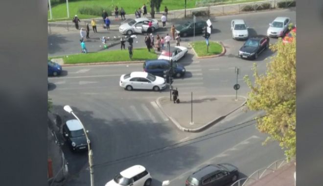 Accident rutier grav! Pietoni spulberați pe trecerea de pietoni - pietonispulberatipetrecereadepie-1538226234.jpg