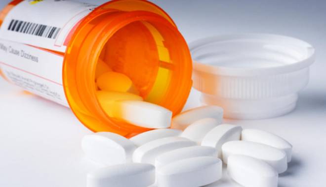 Veste proastă pentru bolnavi! Medicamente compensate, scoase din farmacii - pills3-1421223768.jpg