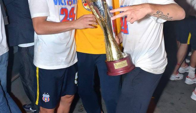 Pintilii și Bourceanu se întorc la Steaua - pintiliisteaua-1451407079.jpg