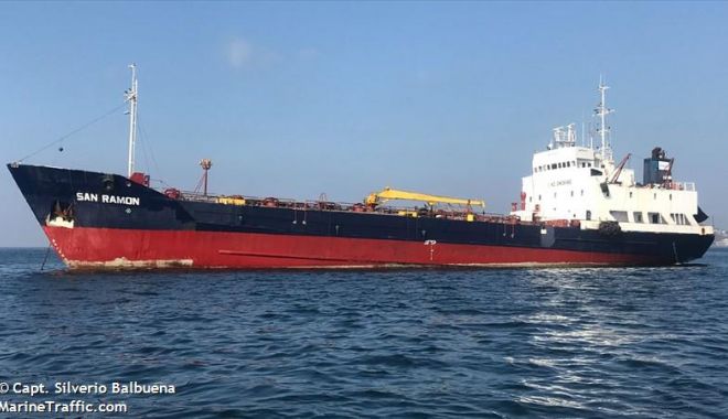 Tanc petrolier jefuit de pirați! Comandantul a fost UCIS, un alt navigator e dat dispărut! - pirati-1582723417.jpg
