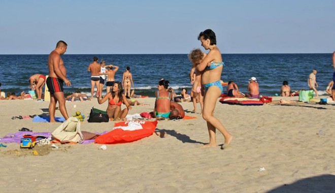 De astăzi, vremea se încălzește pe litoral - plaja-1309701860.jpg