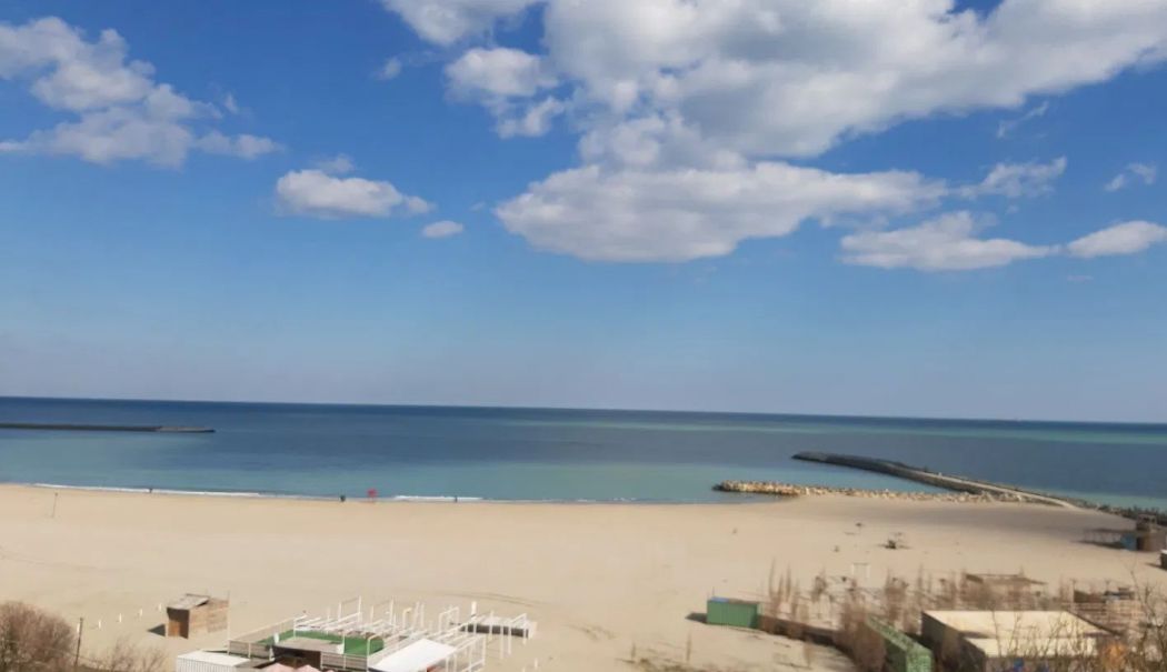 Un copil s-a înecat în zona plajei Zoom Beach din Constanţa - plaja-1724576046.jpg