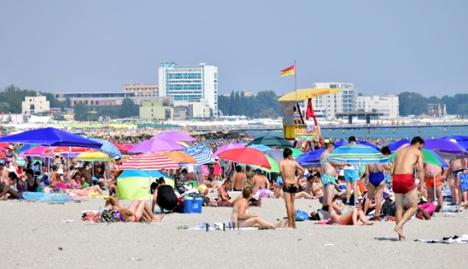 Hotelierii ar putea primi plaje. Ce se întâmplă însă cu actualele contracte - plaja3-1506359128.jpg