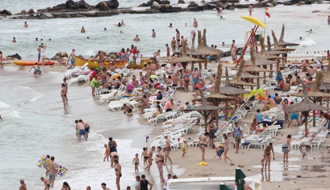 Week-end incendiar pe litoral! - plajaeforienord43-1344622687.jpg