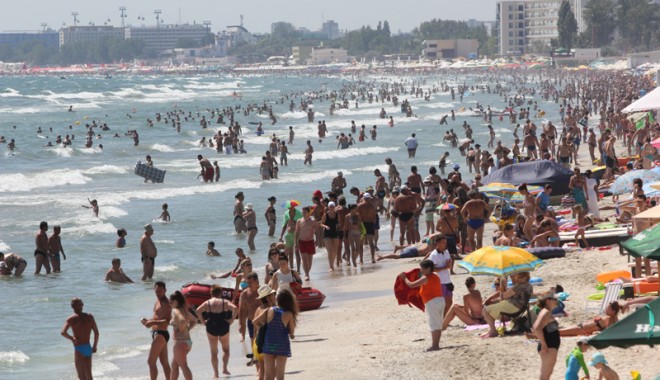 Număr record de turiști! Unde pot petrece românii pe litoral - plajamamaia131-1343328767.jpg