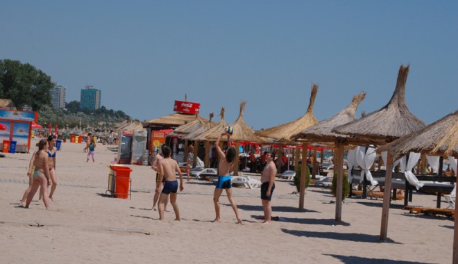 A fost activat Comandamentul Litoral 2011 - plajaneptun65-1309461763.jpg
