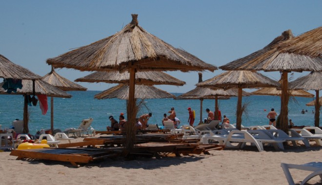 Portofel găsit de un jandarm pe plaja din Neptun - plajaneptun771310752556-1373794498.jpg