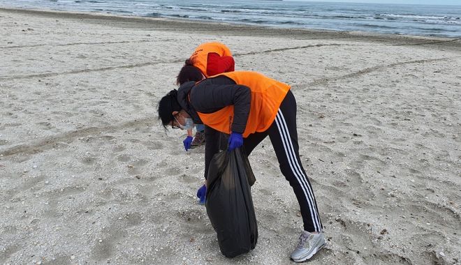 Plajele de pe litoralul românesc, mai curate decât toamna trecută - plajeledepelitoral-1605554309.jpg