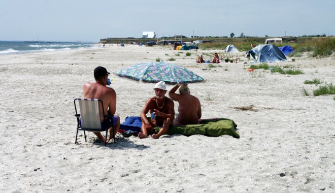 Sălbăticie pe plajele neînchiriate de pe litoral - plajesalbatice17-1401288608.jpg