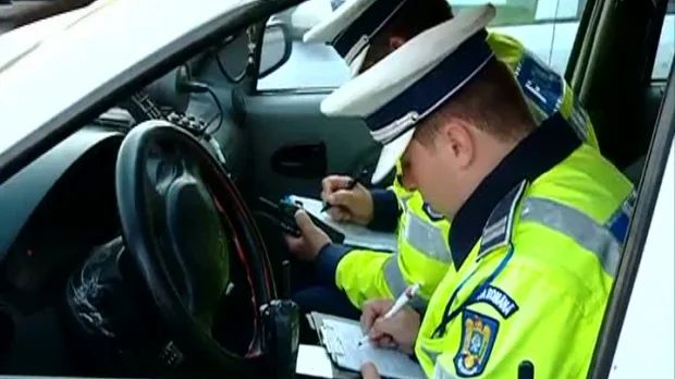 Polițiștii constănțeni au aplicat mai multe amenzi pentru fapte antisociale - plandeamenzipng-1762604790.jpg