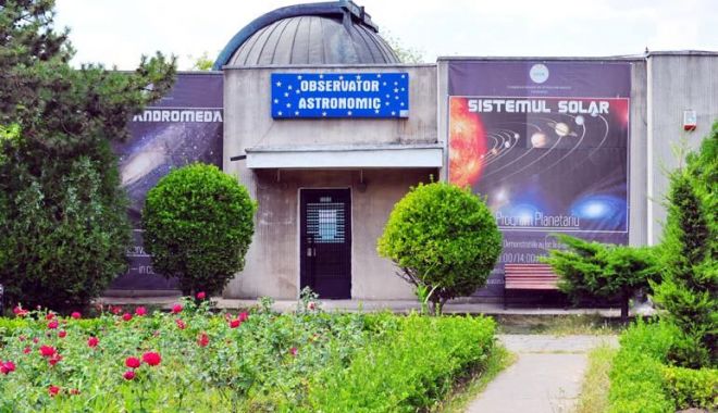 Planetariul din Constanța organizează patru demonstrații în fiecare zi - planetariul-1-1680513004.jpg