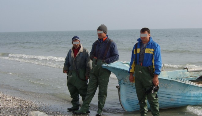 Peste 1,3 kilometri de plase interzise, confiscate - plaseinterziseconfiscate-1352106012.jpg