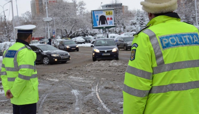 Plecați cu mașina la drum lung?  Iată ce vă recomandă Poliția - plecati-1483892648.jpg