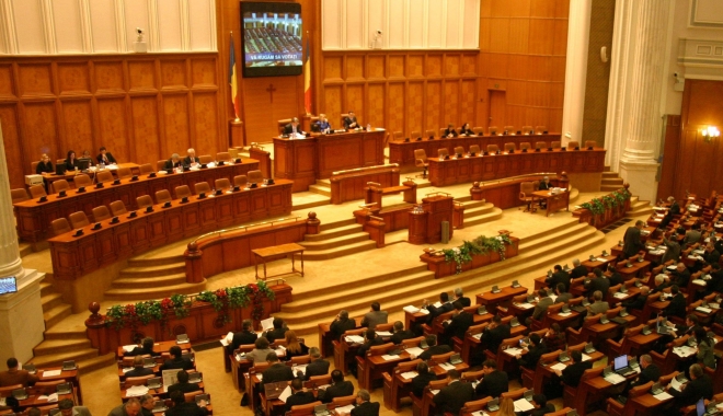 CAMERA DEPUTAȚILOR / ASTĂZI sesiune extraordinară pentru modificarea Codului Fiscal - plennr-1483599398.jpg