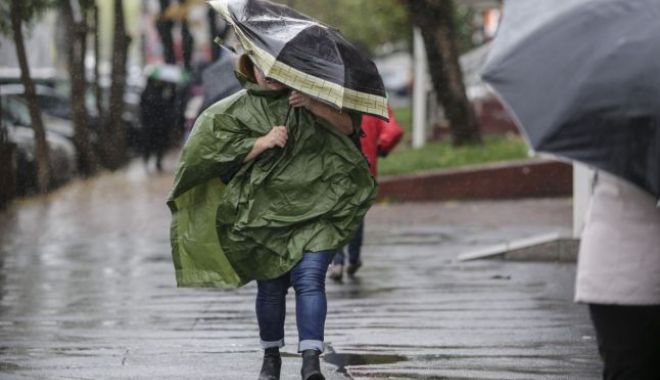 AVERTIZARE NOWCASTING. Cod galben de ploi în județele Constanța și Tulcea - ploaie-1530349748.jpg