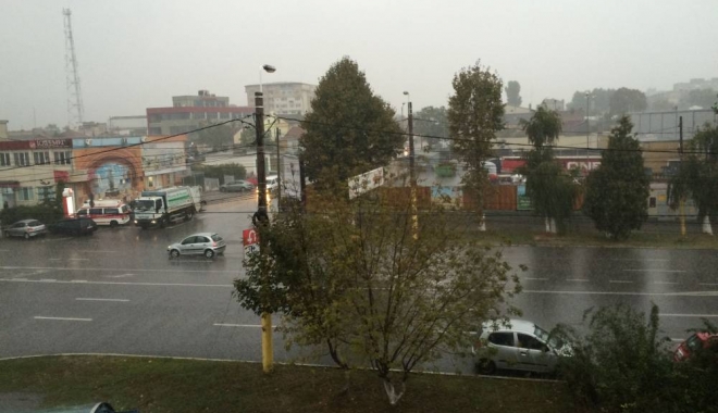 CUM VA FI VREMEA ÎN URMĂTOARELE DOUĂ SĂPTĂMÂNI. CÂND SCĂPĂM DE PLOI - ploaie1444111804-1465216780.jpg