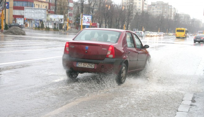 Cum este vremea duminică, la Constanța - ploaie227dec-1355651918.jpg